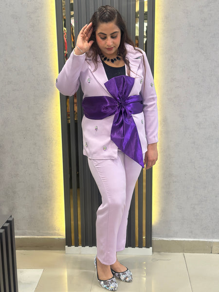 FLORAL APPLIQUÉ BLAZER AND TROUSER SET