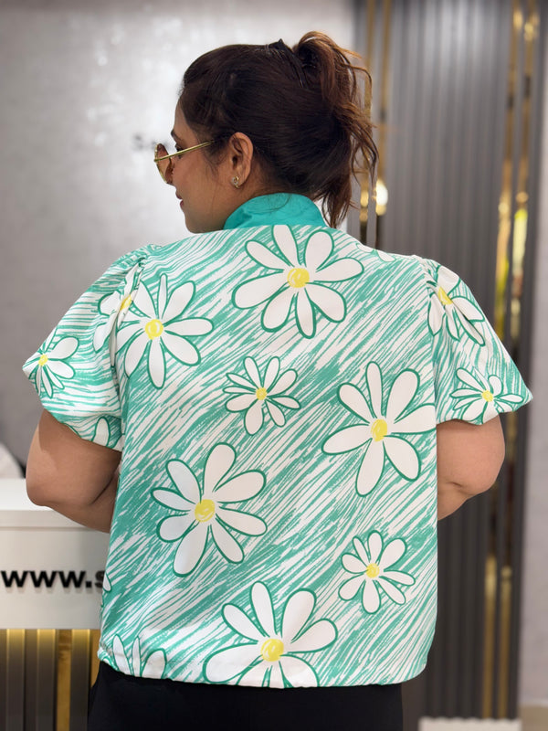 Floral Print Cropped Shirt with Contrast Collar