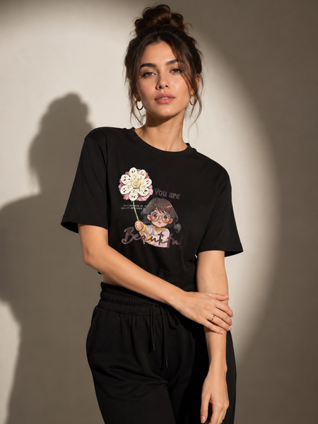 Graphic Lounge Set with Embroidered Appliqué