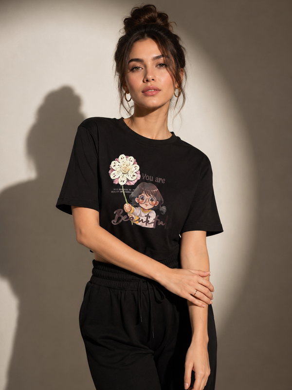 Graphic Lounge Set with Embroidered Appliqué