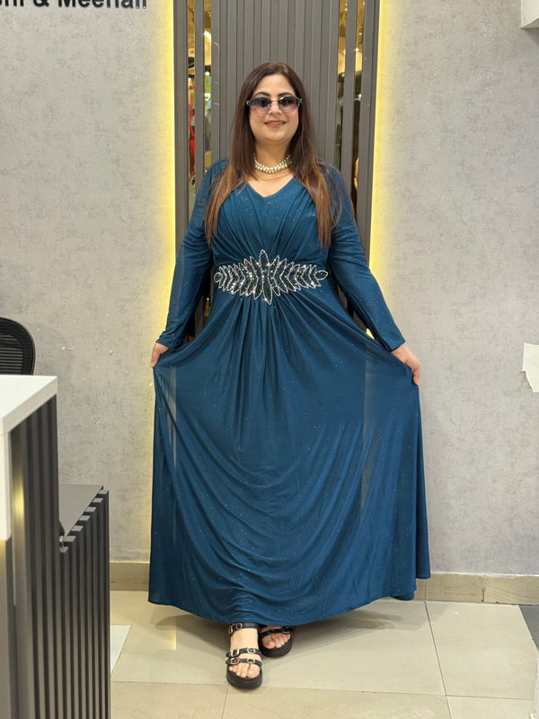 Embellished Waist Detail Flowing Maxi Dress