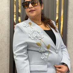 TAILORED BLAZER AND WIDE-LEG TROUSERS SET