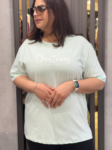 Minimal Graphic Relaxed T-Shirt