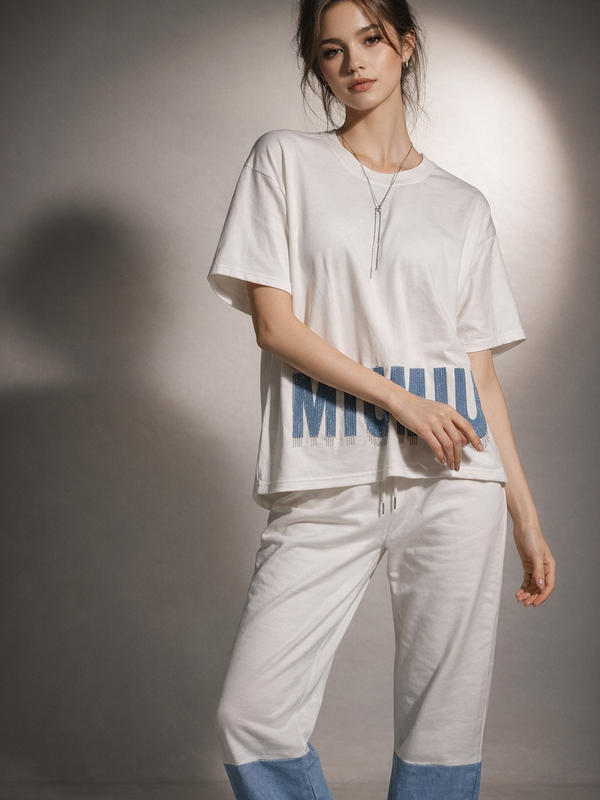 Relaxed Graphic Lounge Set