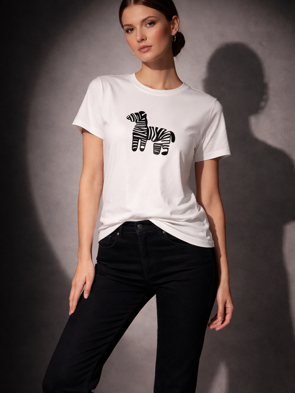 Minimal Zebra Graphic T-Shirt