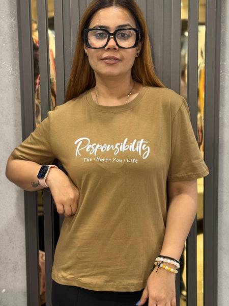 Minimal Graphic Relaxed T-Shirt