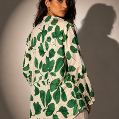 Sakshi & Meenali | Trendy Women’s Fashion & Everyday Luxe Styles