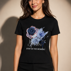 Floral Appliqué Graphic Cropped T-Shirt