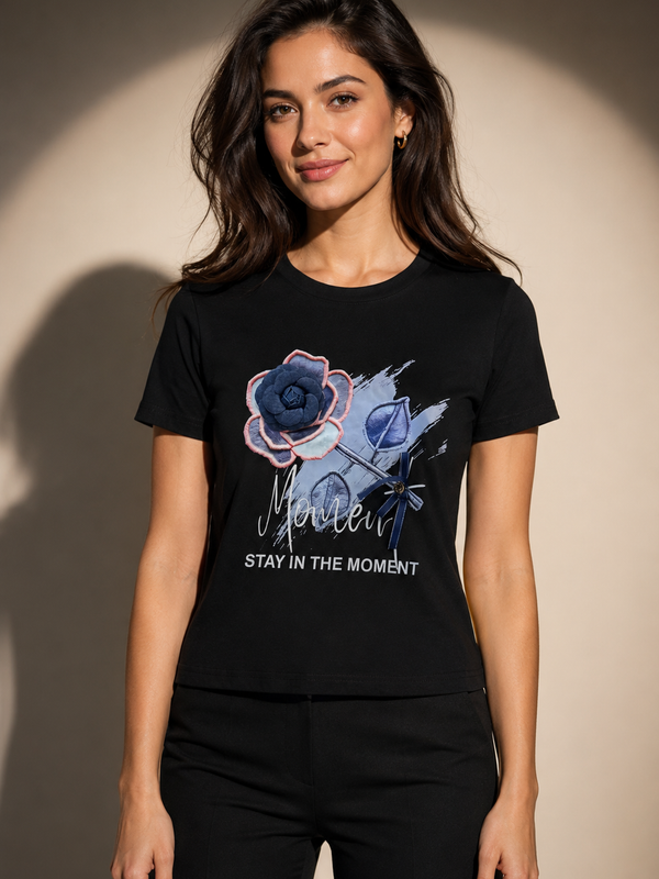 Floral Appliqué Graphic Cropped T-Shirt
