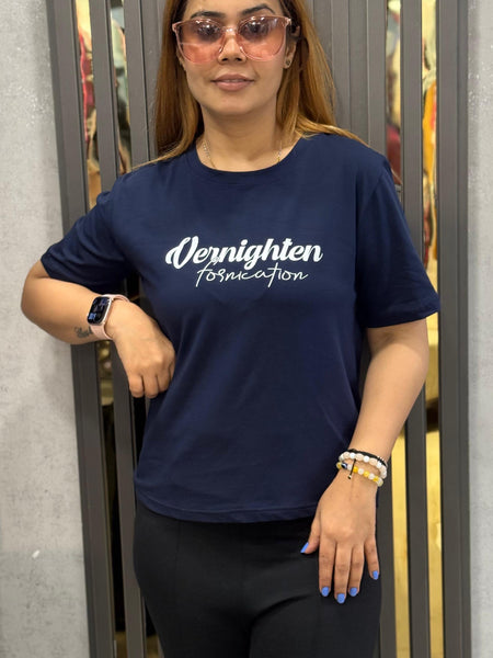 Minimal Graphic Relaxed T-Shirt
